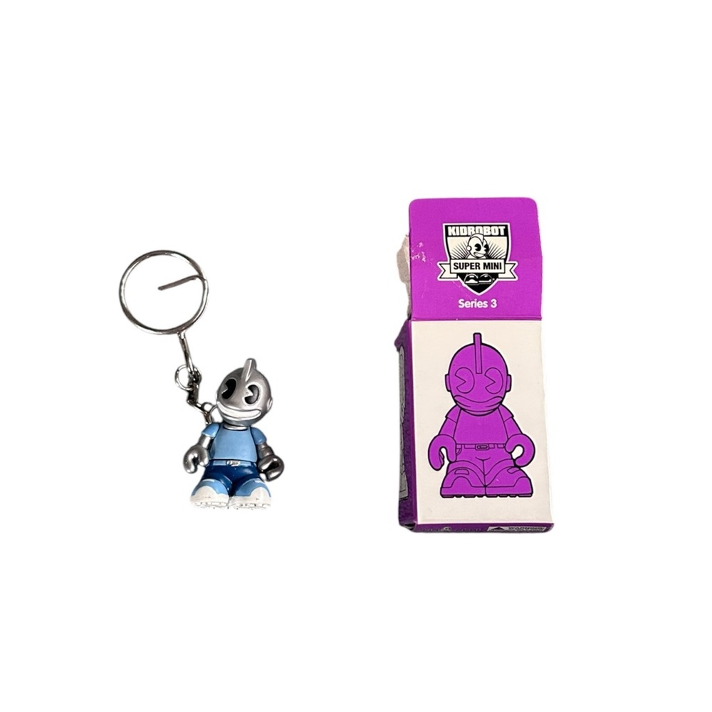 Supermini Keychain Kidrobot Series 3 2007 "Blu" Bot Bag Charm Vinyl Art + Box